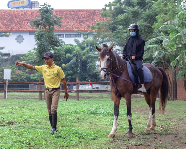 Pentingnya Pendidikan Rohani bagi Siswa di SMA Islam Al Masoem Bandung