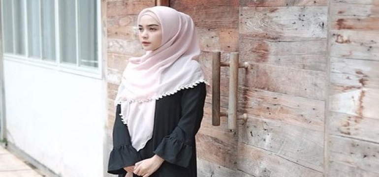 Tips Mengenakan Hijab Anti Ribet