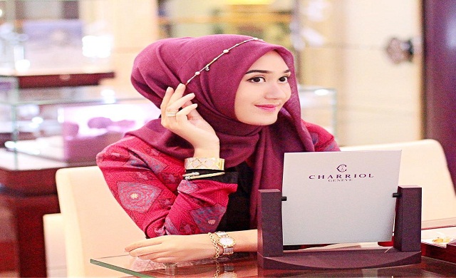 Aksesoris untuk Mempercantik Hijab