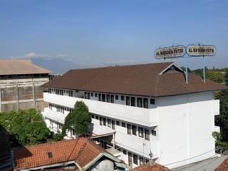Pendidikan Agama Islam Terpadu di Boarding School Al Masoem di Bandung