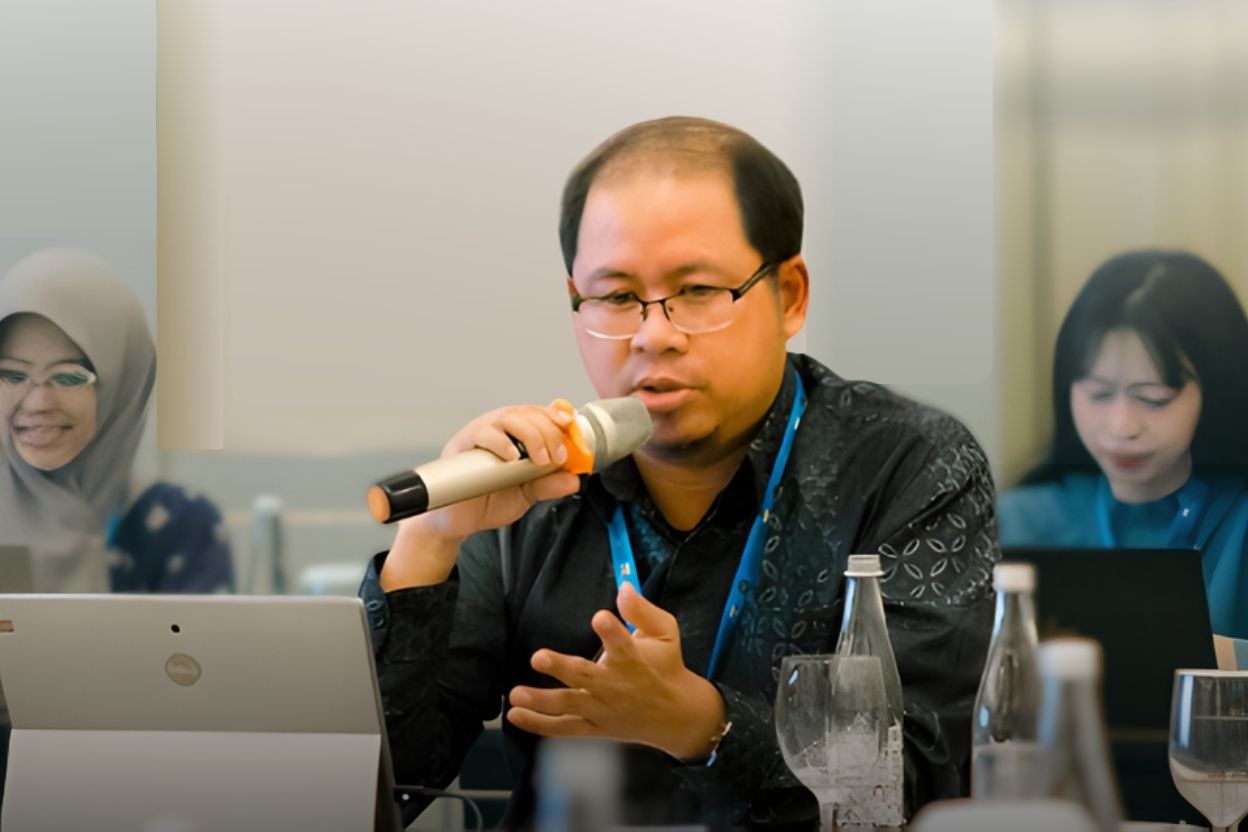 Berikut profil dosen berprestasi Al Ma'soem Ryzki Wiryawan akademisi komputerisasi akuntansi yang aktif melestarikan sejarah bandung