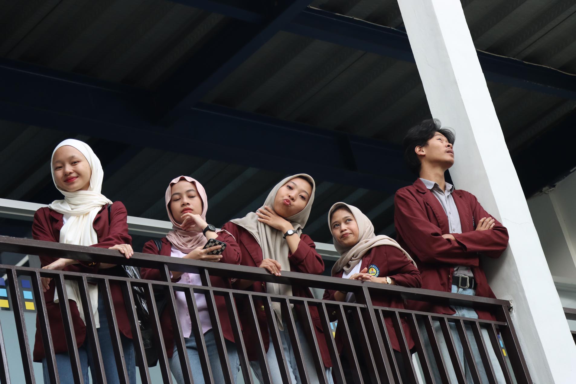Biaya Pendidikan Kelas Reguler dan Non-Reguler Per Semester Sekitar 5 Juta Untuk Jurusan Digital Bisnis